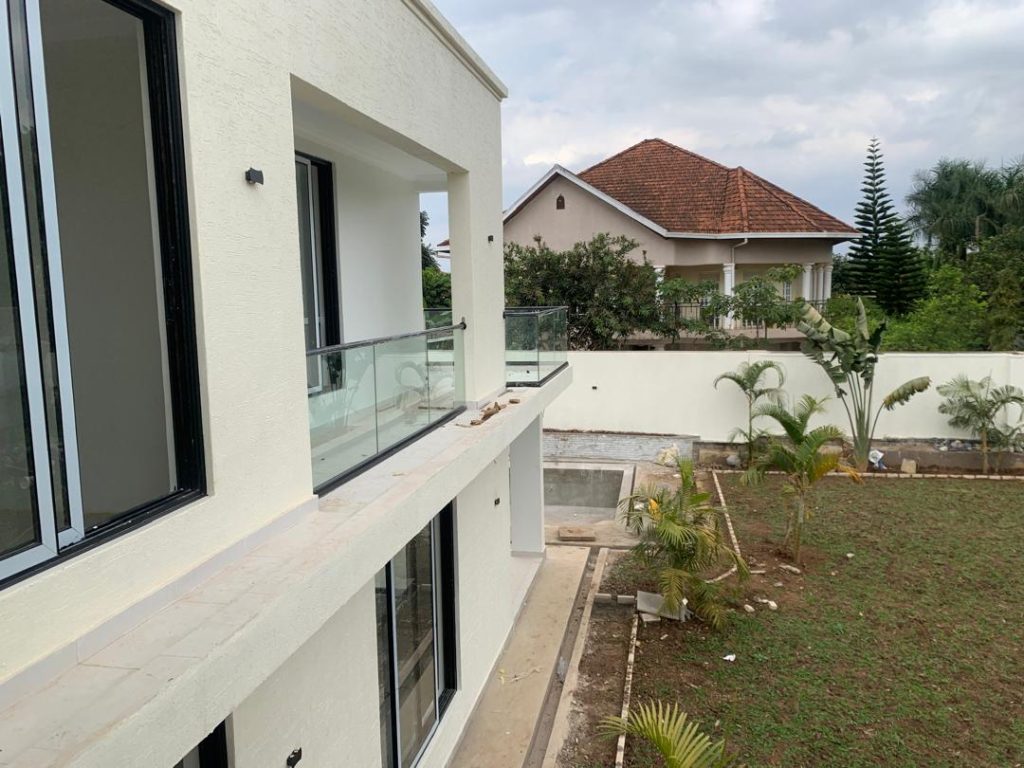 building a house in rwanda, house construction in rwanda, construction in rwanda, rwanda house construction